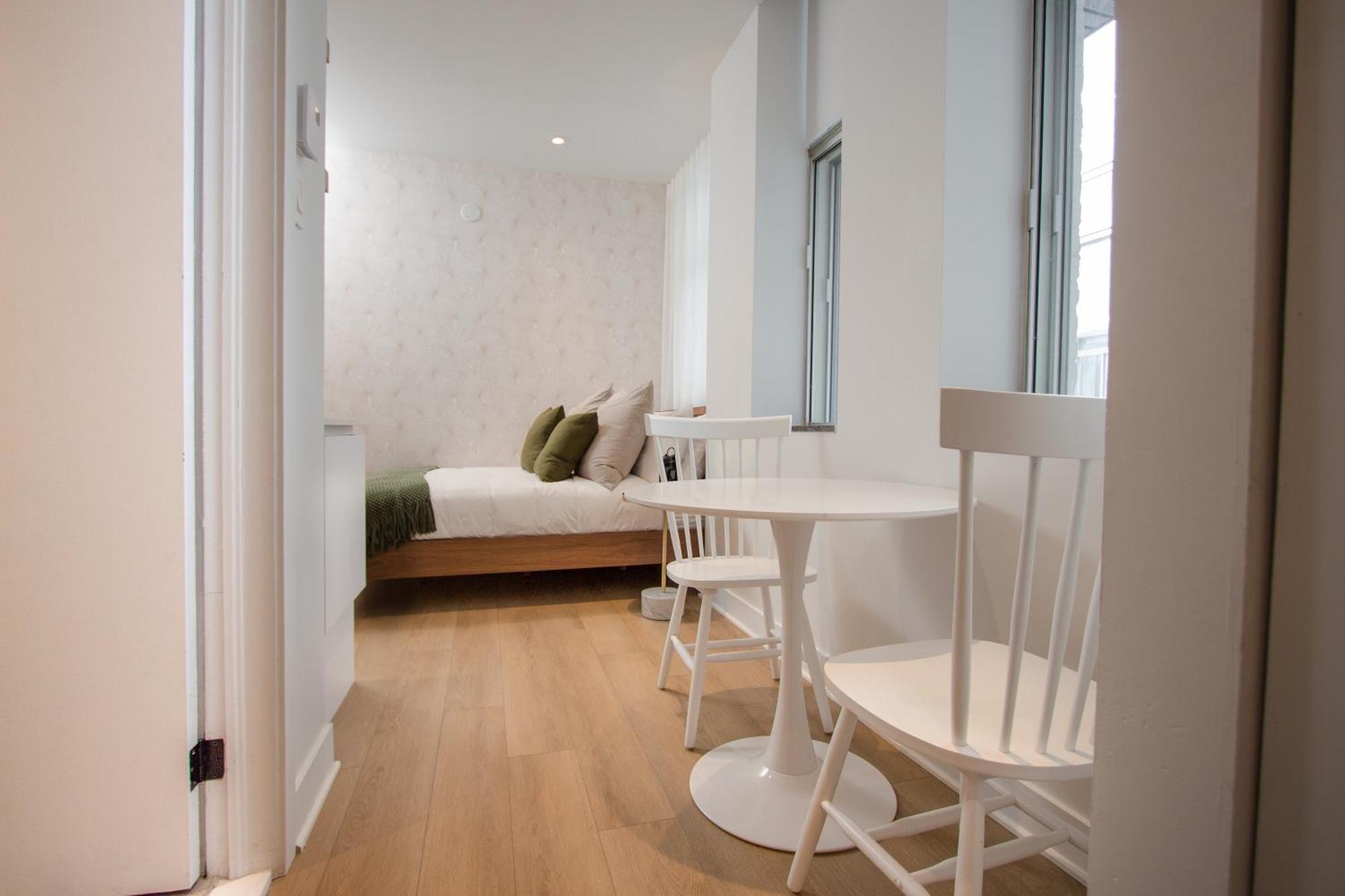 #6 - Self Check-in - Plateau - St-denis Appartement *